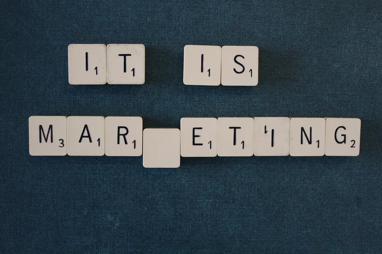 What are some of the reasons why someone would fail at affiliate marketing?